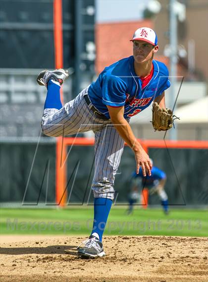 Thumbnail 1 in Huntington Beach vs. Los Alamitos photogallery.