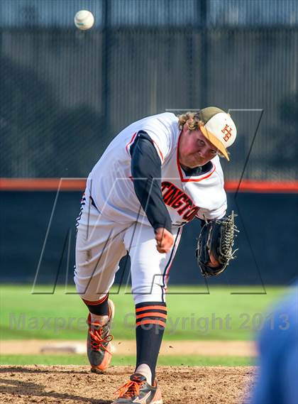 Thumbnail 2 in Huntington Beach vs. Los Alamitos photogallery.