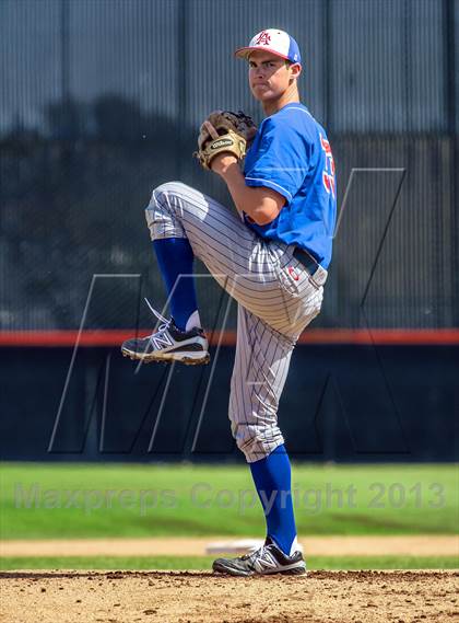 Thumbnail 1 in Huntington Beach vs. Los Alamitos photogallery.