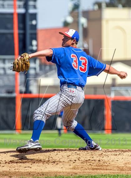 Thumbnail 2 in Huntington Beach vs. Los Alamitos photogallery.