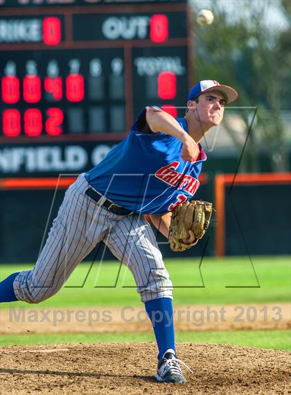 Thumbnail 2 in Huntington Beach vs. Los Alamitos photogallery.