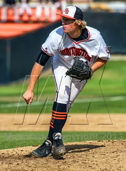 Thumbnail 3 in Huntington Beach vs. Los Alamitos photogallery.