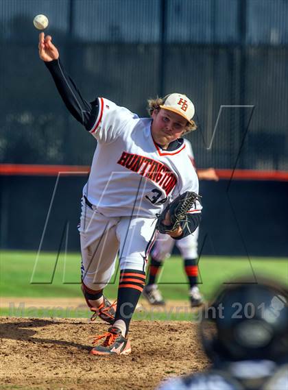 Thumbnail 2 in Huntington Beach vs. Los Alamitos photogallery.
