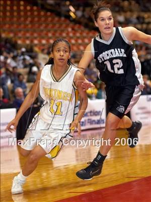 Thumbnail 2 in Stockdale vs West-Bakersfield (CS D1 Final) photogallery.