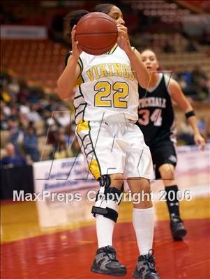 Thumbnail 3 in Stockdale vs West-Bakersfield (CS D1 Final) photogallery.