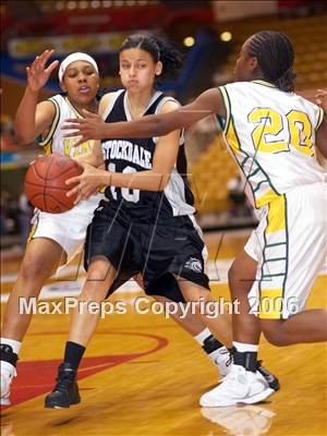 Thumbnail 1 in Stockdale vs West-Bakersfield (CS D1 Final) photogallery.