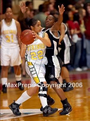 Thumbnail 3 in Stockdale vs West-Bakersfield (CS D1 Final) photogallery.
