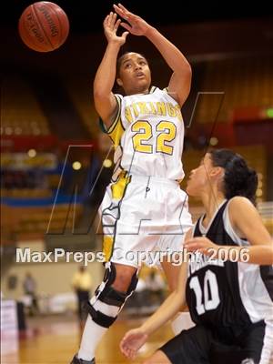 Thumbnail 3 in Stockdale vs West-Bakersfield (CS D1 Final) photogallery.