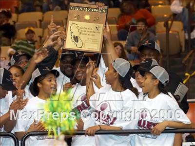 Thumbnail 3 in Stockdale vs West-Bakersfield (CS D1 Final) photogallery.