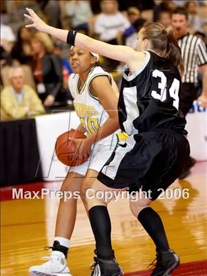 Thumbnail 2 in Stockdale vs West-Bakersfield (CS D1 Final) photogallery.