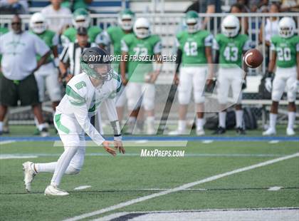 Thumbnail 3 in Lincoln vs Hilltop (SDFL Kickoff Classic) photogallery.