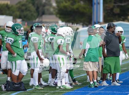 Thumbnail 2 in Lincoln vs Hilltop (SDFL Kickoff Classic) photogallery.