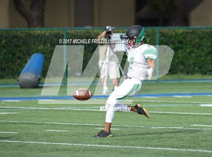 Thumbnail 2 in Lincoln vs Hilltop (SDFL Kickoff Classic) photogallery.