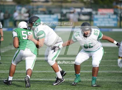 Thumbnail 2 in Lincoln vs Hilltop (SDFL Kickoff Classic) photogallery.