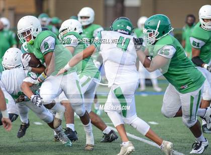 Thumbnail 2 in Lincoln vs Hilltop (SDFL Kickoff Classic) photogallery.