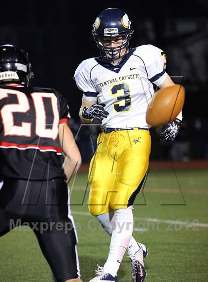 Thumbnail 1 in Upper St. Clair vs. Central Catholic photogallery.