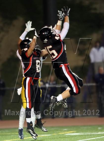 Thumbnail 2 in Upper St. Clair vs. Central Catholic photogallery.