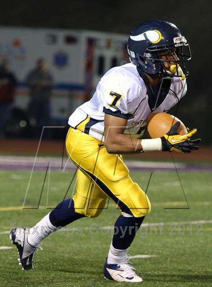 Thumbnail 3 in Upper St. Clair vs. Central Catholic photogallery.