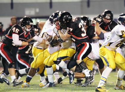Thumbnail 1 in Upper St. Clair vs. Central Catholic photogallery.