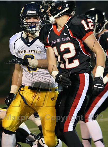 Thumbnail 3 in Upper St. Clair vs. Central Catholic photogallery.