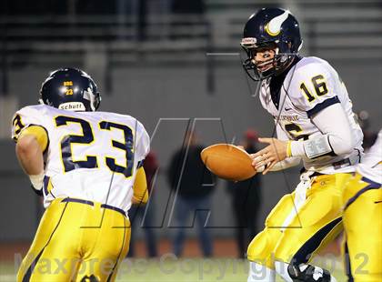 Thumbnail 3 in Upper St. Clair vs. Central Catholic photogallery.