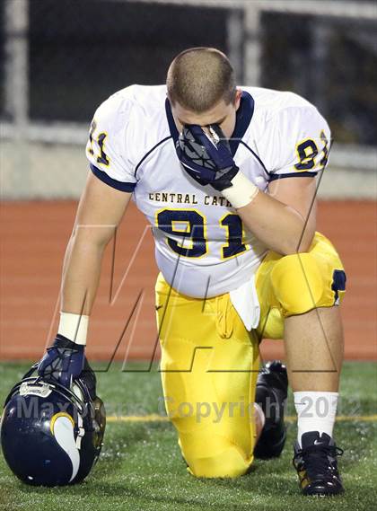 Thumbnail 1 in Upper St. Clair vs. Central Catholic photogallery.