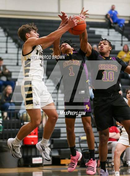 Thumbnail 3 in Sabine Pass @ Vidor photogallery.