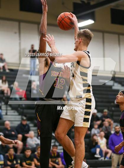 Thumbnail 1 in Sabine Pass @ Vidor photogallery.
