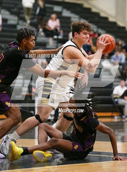 Thumbnail 1 in Sabine Pass @ Vidor photogallery.