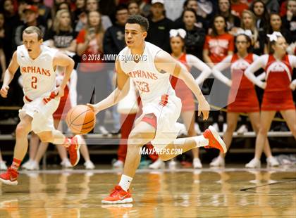 Thumbnail 3 in Centralia vs. East St. Louis (IHSA 3A Sectional) photogallery.