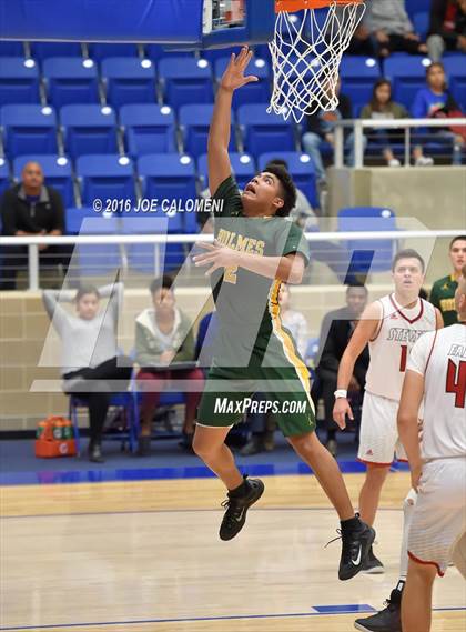 Thumbnail 3 in Stevens [John Paul] vs Holmes photogallery.