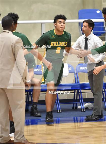 Thumbnail 2 in Stevens [John Paul] vs Holmes photogallery.