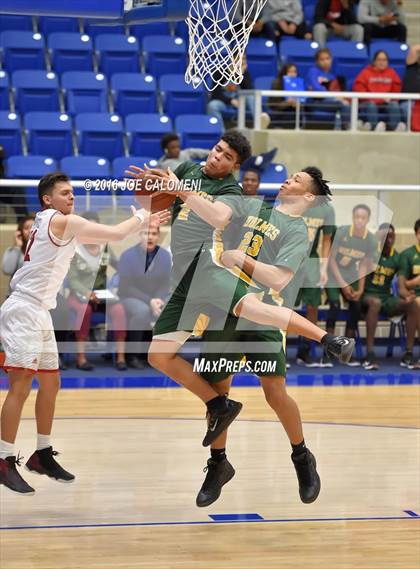 Thumbnail 3 in Stevens [John Paul] vs Holmes photogallery.