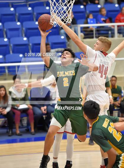 Thumbnail 2 in Stevens [John Paul] vs Holmes photogallery.