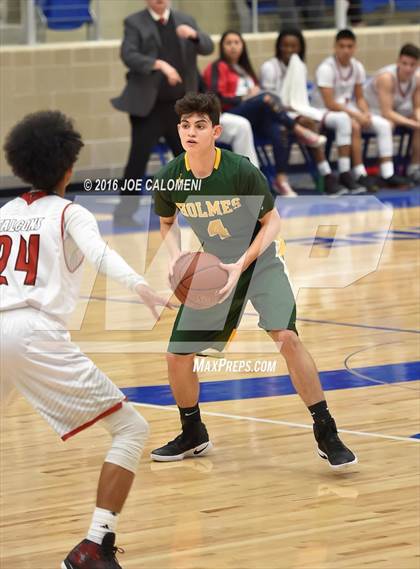 Thumbnail 3 in Stevens [John Paul] vs Holmes photogallery.