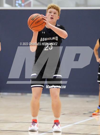 Thumbnail 2 in San Antonio Patriots HomeSchool vs. Aggieland HomeSchool (Aggieland Come and Take It Tip-Off) photogallery.