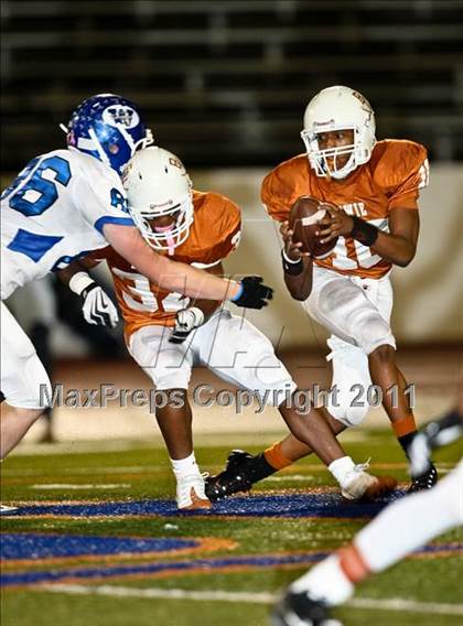 Thumbnail 2 in Weatherford @ Bowie photogallery.