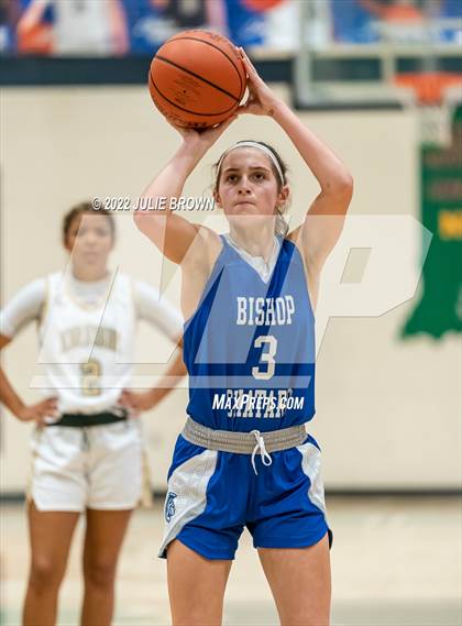 Thumbnail 1 in Indianapolis Bishop Chatard vs Cathedral (City Tournament Final) photogallery.