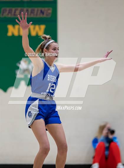 Thumbnail 2 in Indianapolis Bishop Chatard vs Cathedral (City Tournament Final) photogallery.