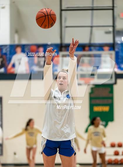 Thumbnail 3 in Indianapolis Bishop Chatard vs Cathedral (City Tournament Final) photogallery.