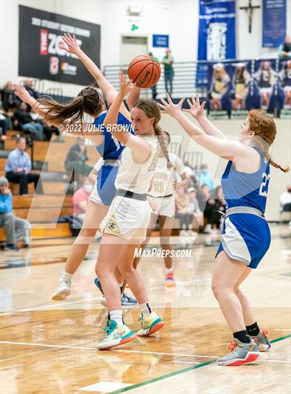 Thumbnail 3 in Indianapolis Bishop Chatard vs Cathedral (City Tournament Final) photogallery.