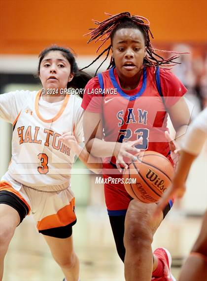 Thumbnail 1 in Sam Houston vs Haltom photogallery.