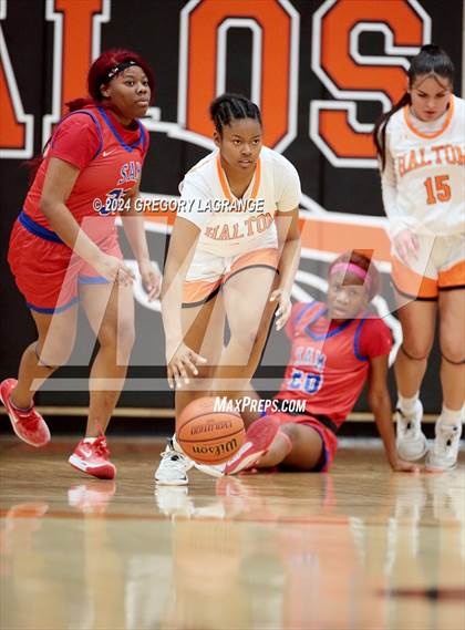 Thumbnail 2 in Sam Houston vs Haltom photogallery.