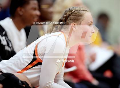 Thumbnail 3 in Sam Houston vs Haltom photogallery.