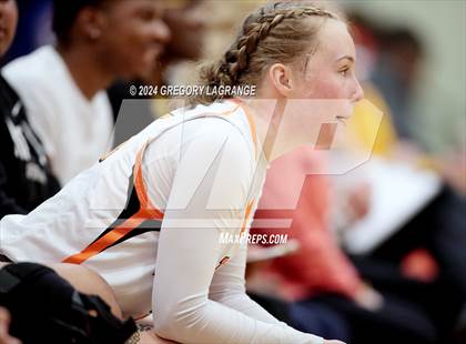Thumbnail 1 in Sam Houston vs Haltom photogallery.