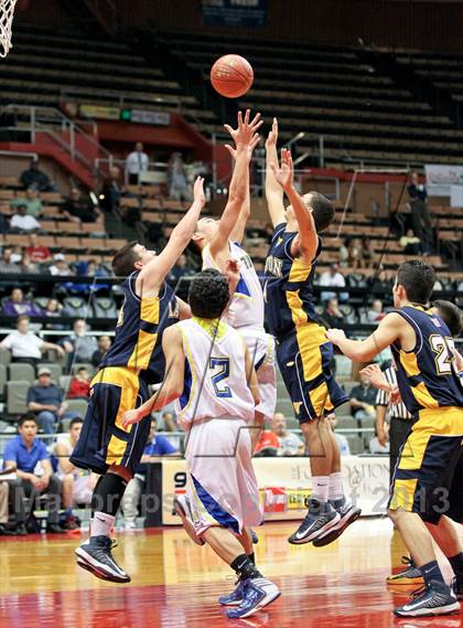 Thumbnail 1 in Tranquillity vs. Laton (CIF CS D5 Final) photogallery.