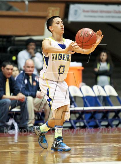 Thumbnail 1 in Tranquillity vs. Laton (CIF CS D5 Final) photogallery.