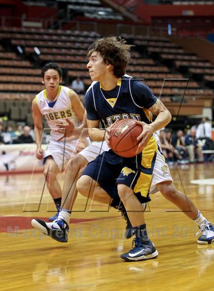 Thumbnail 1 in Tranquillity vs. Laton (CIF CS D5 Final) photogallery.