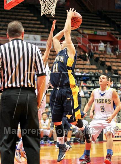 Thumbnail 3 in Tranquillity vs. Laton (CIF CS D5 Final) photogallery.