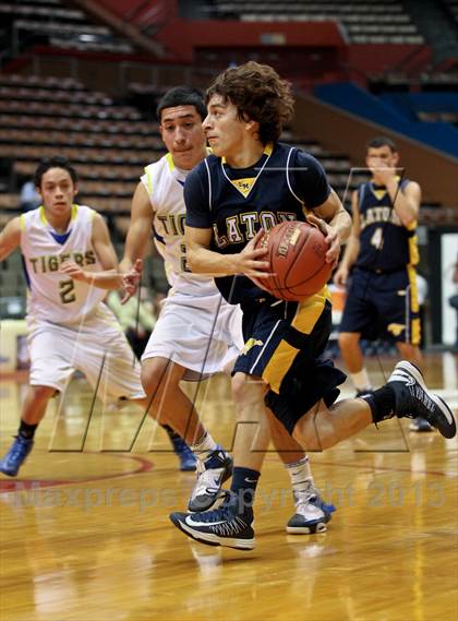 Thumbnail 3 in Tranquillity vs. Laton (CIF CS D5 Final) photogallery.